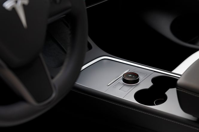 Hovedbilde The S3XY Knob - Tesla Model 3 & Y