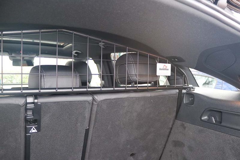 Mercedes EQC hunde- / bagasjegitter - med og uten skillevegg
