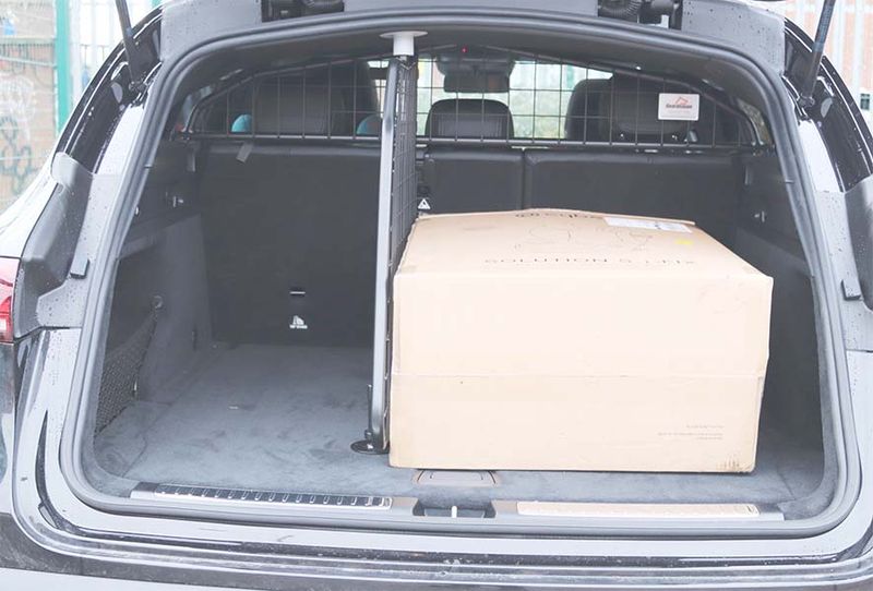 Mercedes EQC hunde- / bagasjegitter - med og uten skillevegg