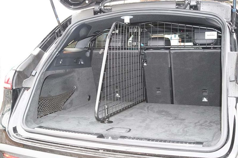 Mercedes EQC hunde- / bagasjegitter - med og uten skillevegg