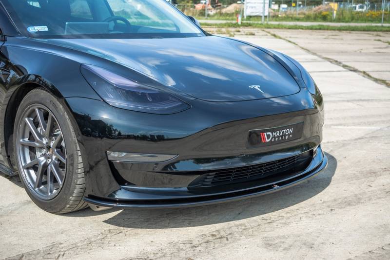 Front splitter / spoiler Tesla Model 3 - Maxton Design