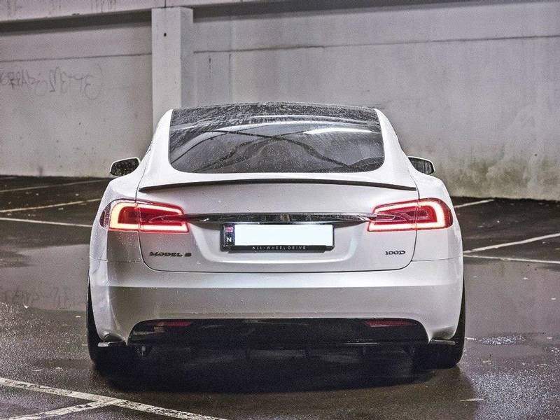  Rear diffuser Tesla Model S facelift - Maxton Design