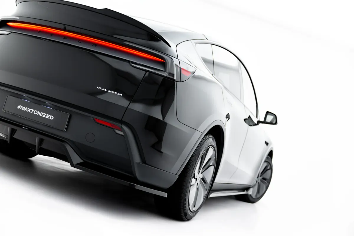 Rear diffusor Tesla Model Y Juniper - Maxton Design