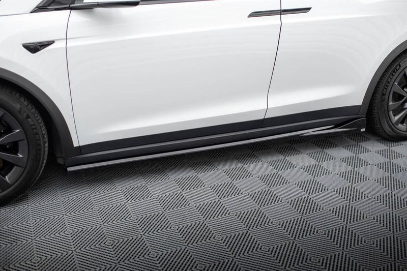 Sideskjørt  - Tesla Model X (2023+) - Maxton Design