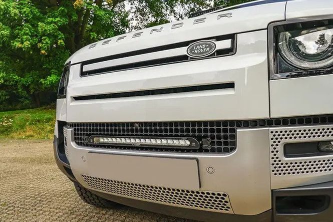 Main Image Lazer grillkit til Lander Rover Defender 2020+ (Linear 18)