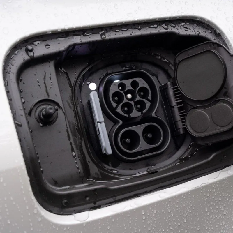 BMW I4 (G26) 21-24 vær og snø deksel for ladeport