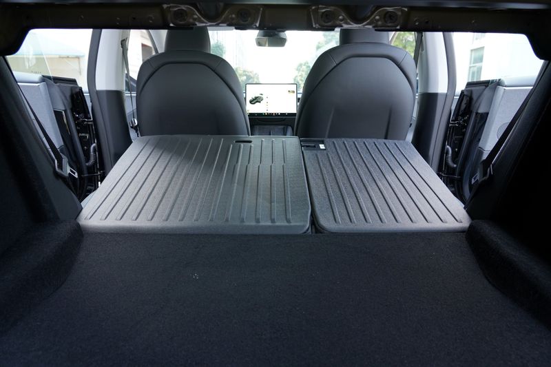 TPE baksetebeskyttelse Tesla Model 3 Highland